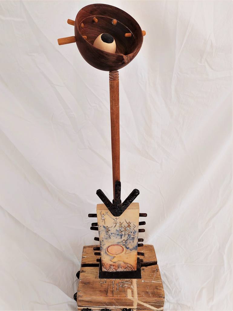 Original Abstract Women Sculpture by Khalid Assallami