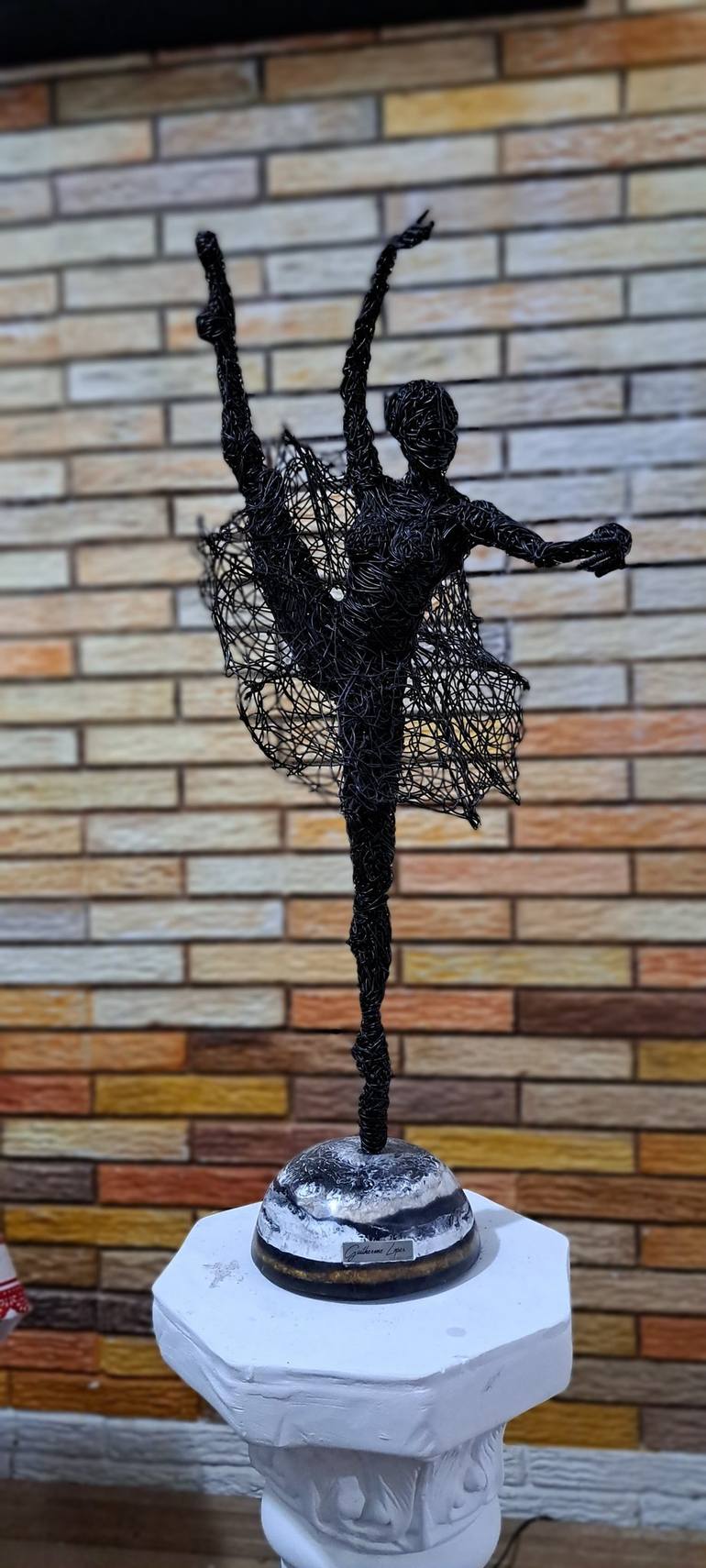 Original Figurative Performing Arts Sculpture by Guilherme Lopes