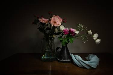 Midsummer days: Two flower vases thumb