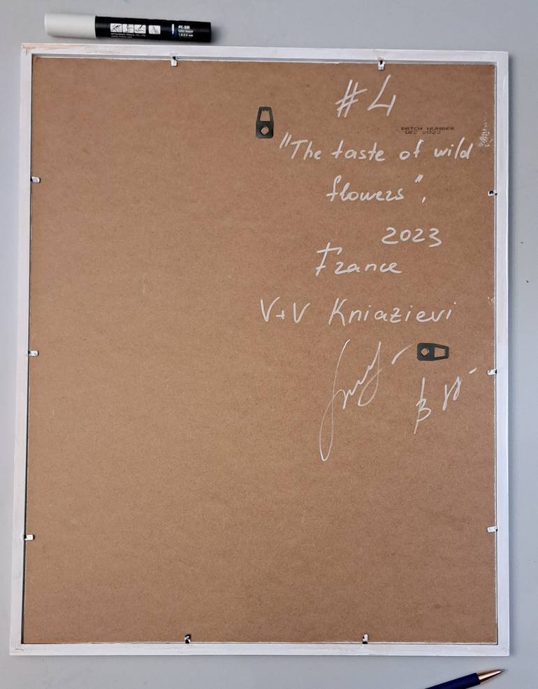 Original Expressionism Floral Painting by Valentyna Kniazieva