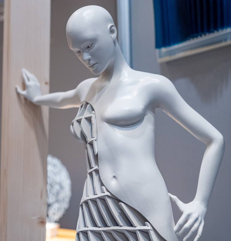 Original Minimalism Body Sculpture by Estudio Ambar
