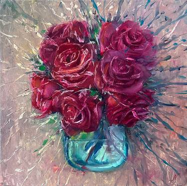 Bouquet of red roses thumb