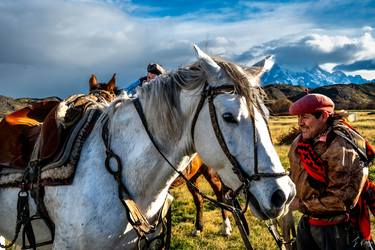 Gauchos | Horses | Patagonia thumb
