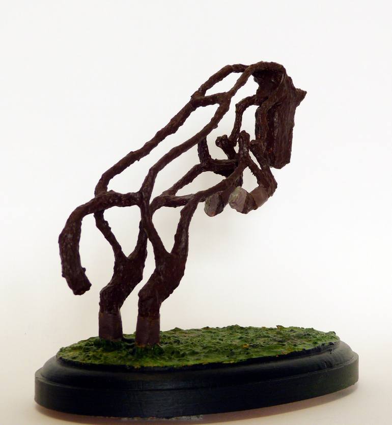 Original Figurative Animal Sculpture by Álvaro Guijarro