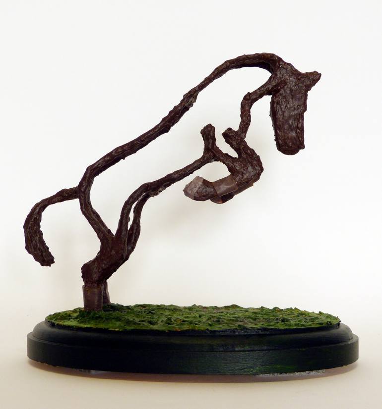 Original Figurative Animal Sculpture by Álvaro Guijarro