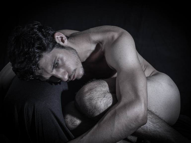 The night of the helpless man. Male nude. Photography by Stefano Mercurius