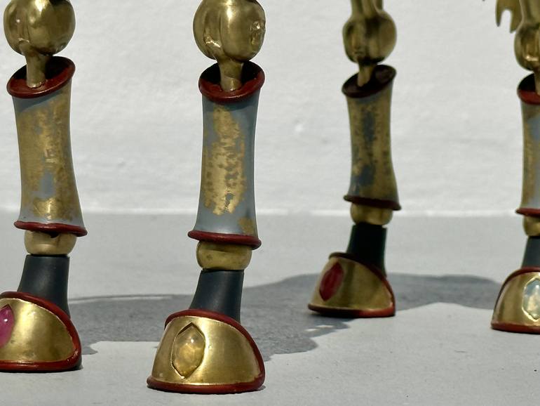 Original Contemporary Animal Sculpture by Taras Yoom