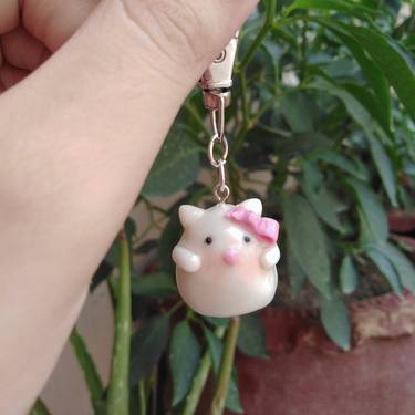 The Embracer cat Keychain thumb