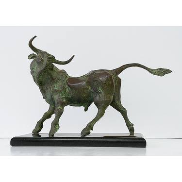 Original Fine Art Animal Sculpture by Lyubomir Lazarov