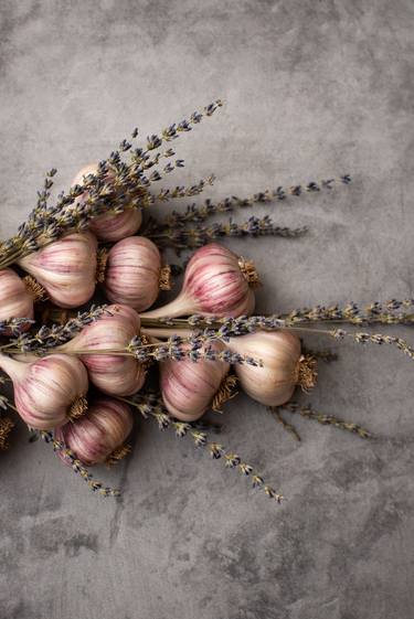 Striped Garlic With Lavender-2 thumb