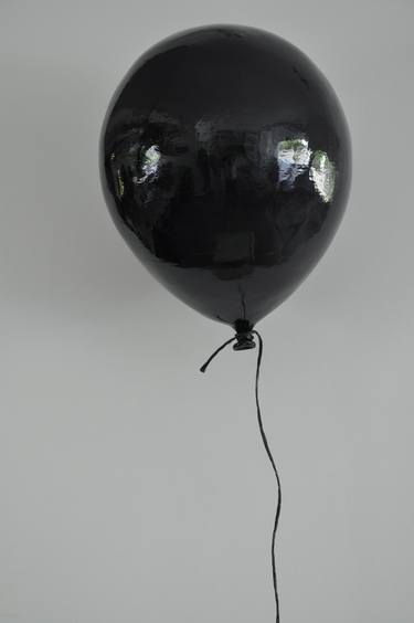 Black Ceramic Balloon thumb