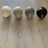 4 ceramic balloons by Sivan Sternbach