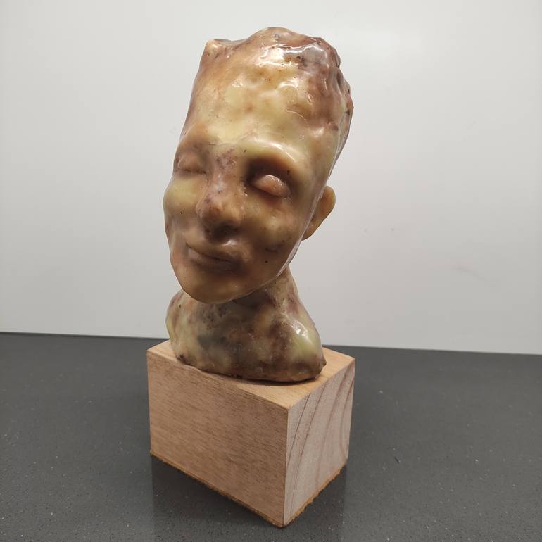 Original Contemporary People Sculpture by Amani Zreba