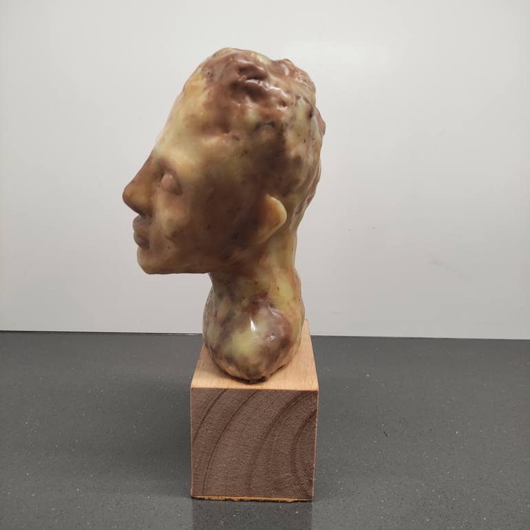 Original Contemporary People Sculpture by Amani Zreba