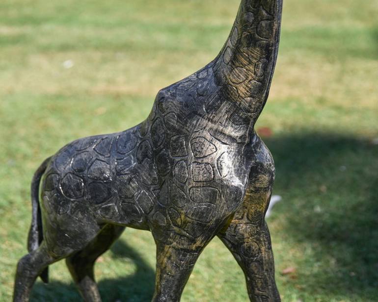 Original Street Art Animal Sculpture by Djamel Eddine Hafis
