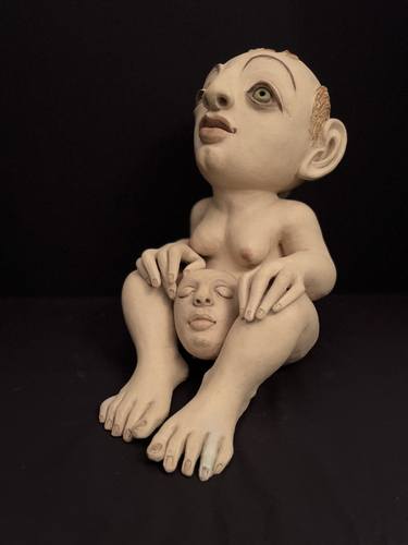 Original Figurative Women Sculpture by Eva Muehlendyck