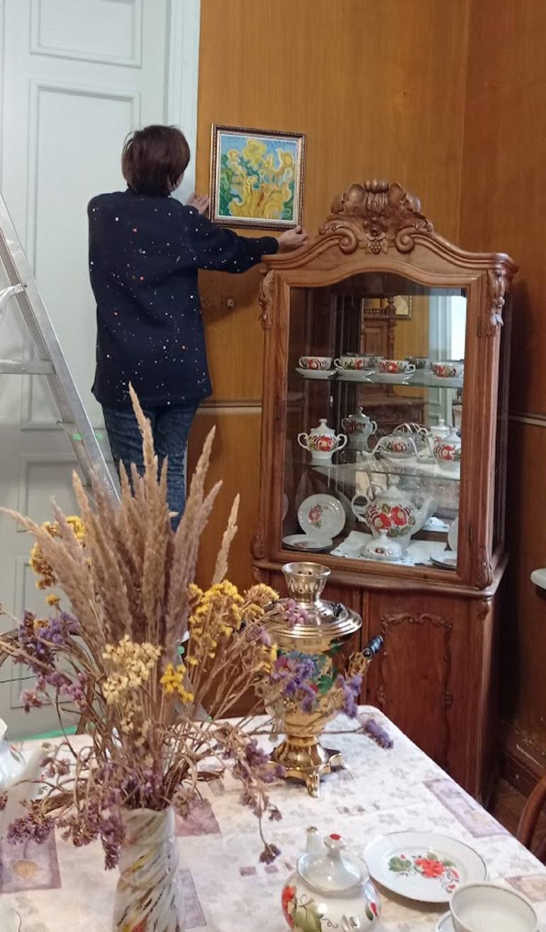 Original Contemporary Landscape Painting by Oleksandra Malyshko