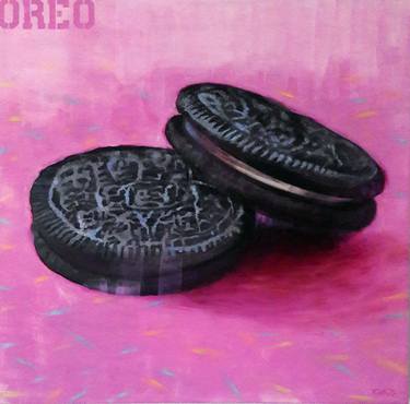 Oreos on Pink Ground thumb