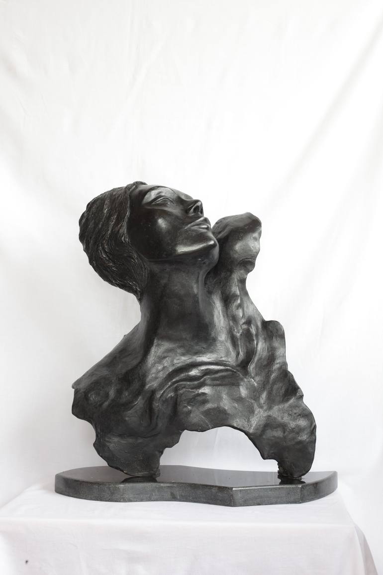 Original Contemporary People Sculpture by Matilde Mancini