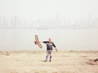 Bird Kite Man, Wuhan. thumb