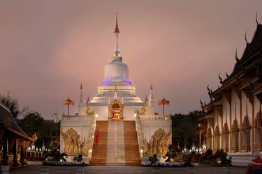 Wat Si Chomphu Monastery , Mai Rim, Thailand thumb