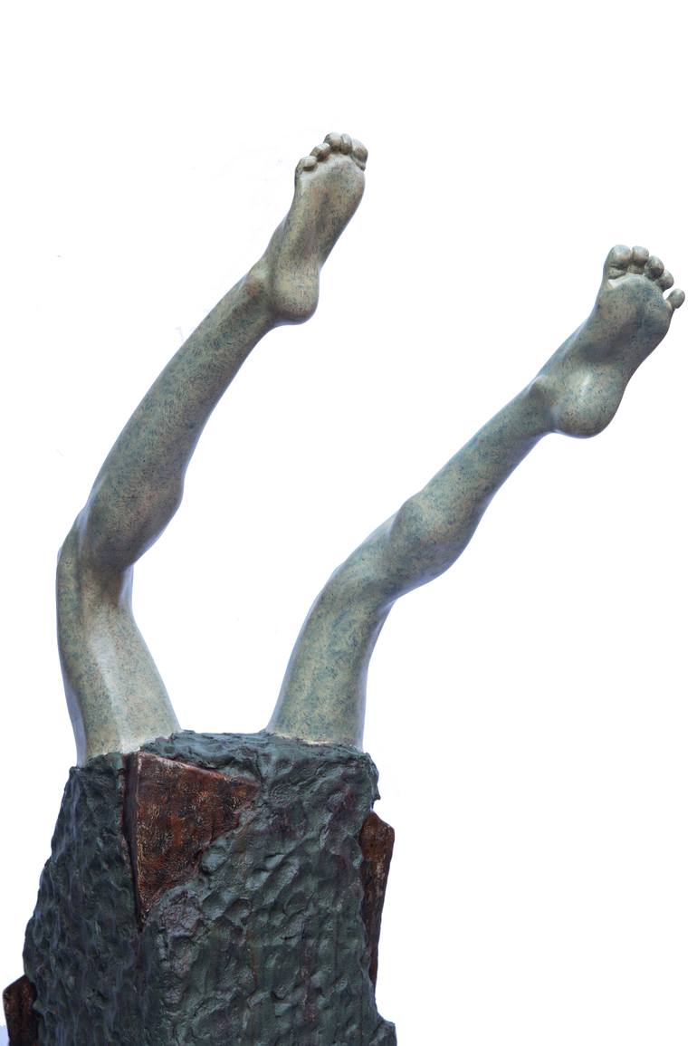 Original Contemporary Body Sculpture by Xingjian Qiu