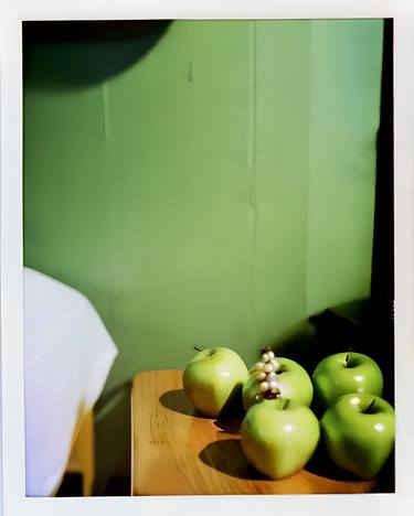 project delicious: apples by the dresser thumb