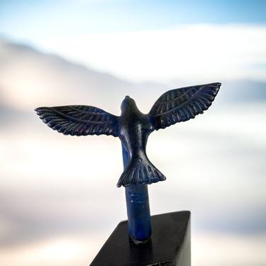 Lalique Flying Swallow (Sculpture) thumb