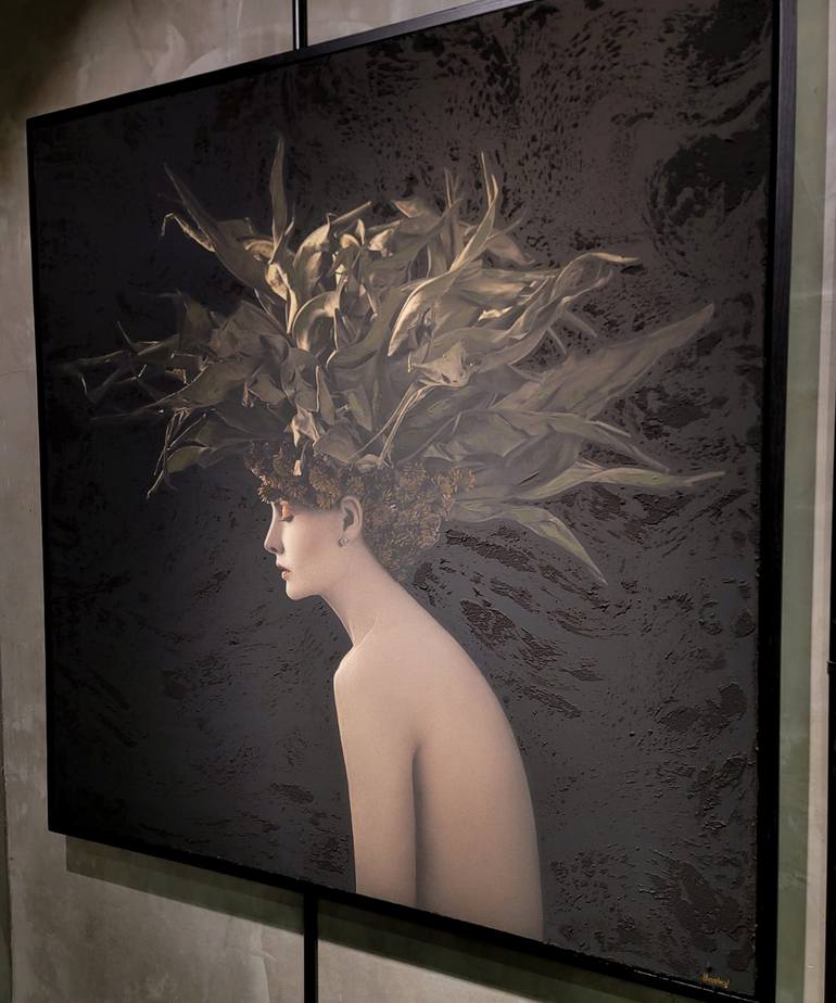 Original Fine Art Women Mixed Media by Alfredo Sanchez