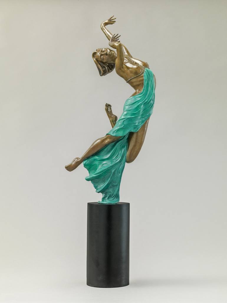 Original Figurative Women Sculpture by Julie Tanner