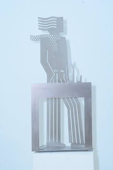 Original Modern People Sculpture by Nikos Papaloukas