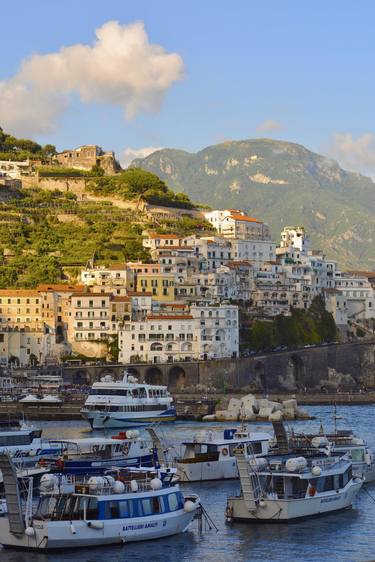 Breathtaking cliffs, azure serenity of Amalfi thumb