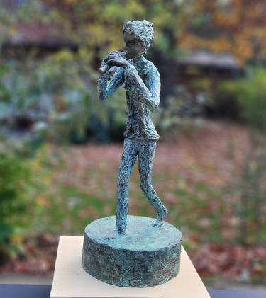 Original Figurative Music Sculpture by Heike Lüders