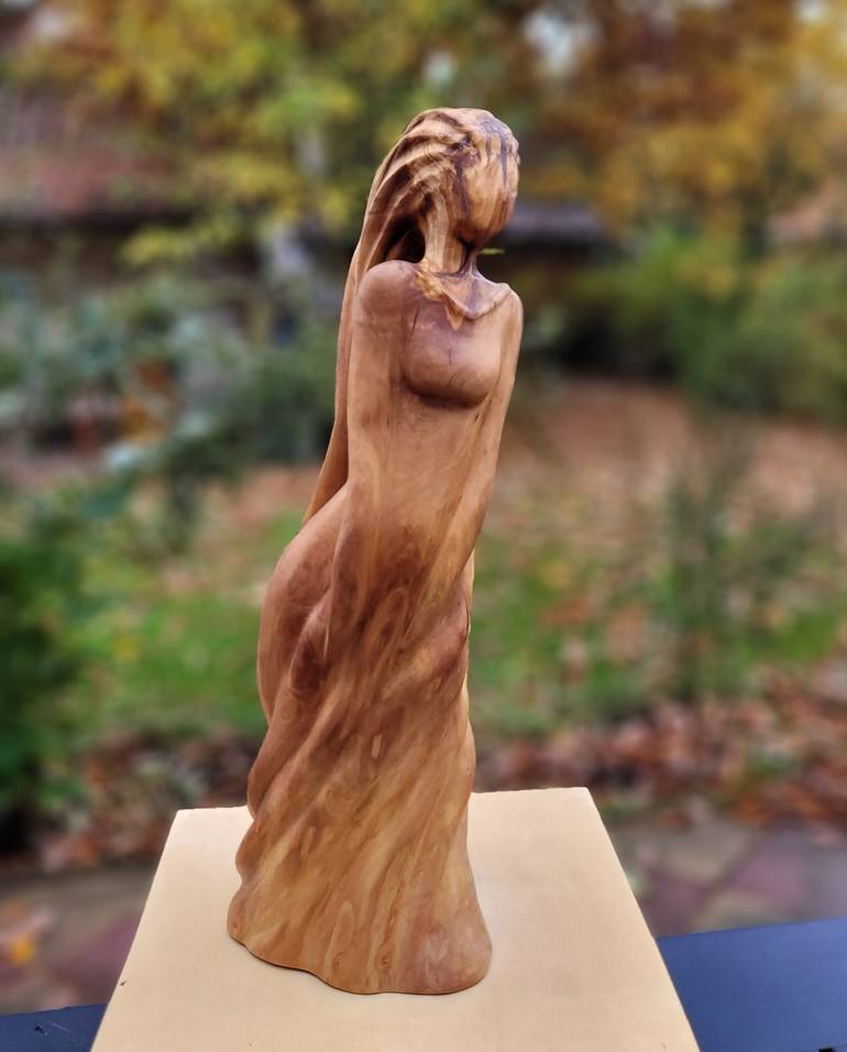 Original Contemporary Body Sculpture by Heike Lüders
