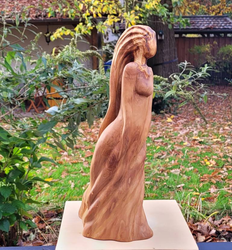 Original Contemporary Body Sculpture by Heike Lüders