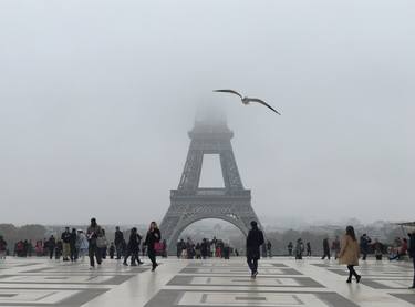 Foggy Eiffel thumb