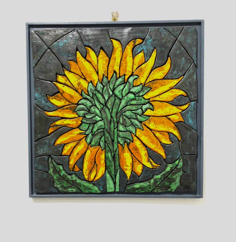 Original Figurative Botanic Sculpture by Nicoletta De Francesco