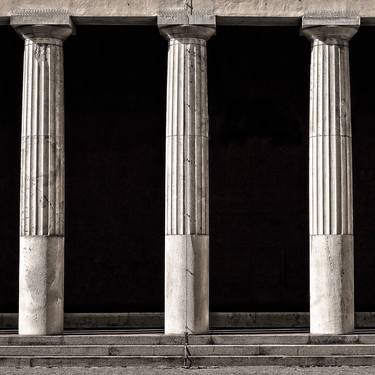 Stoic Sentinels: The Pillars of History thumb