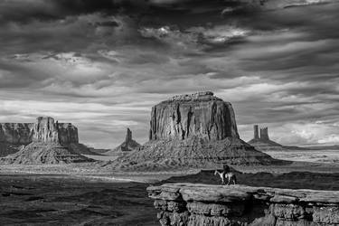 Monument Valley BW 11 thumb