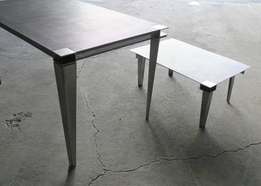 Table de métal et table basse thumb