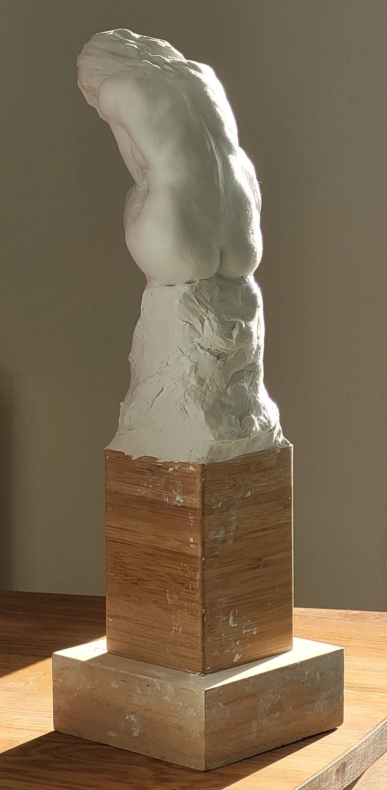 Original Contemporary Nude Sculpture by Gérard Rombi