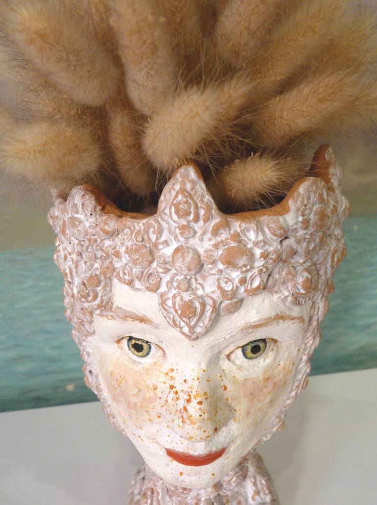 Original Figurative People Sculpture by Kristine Kvitka