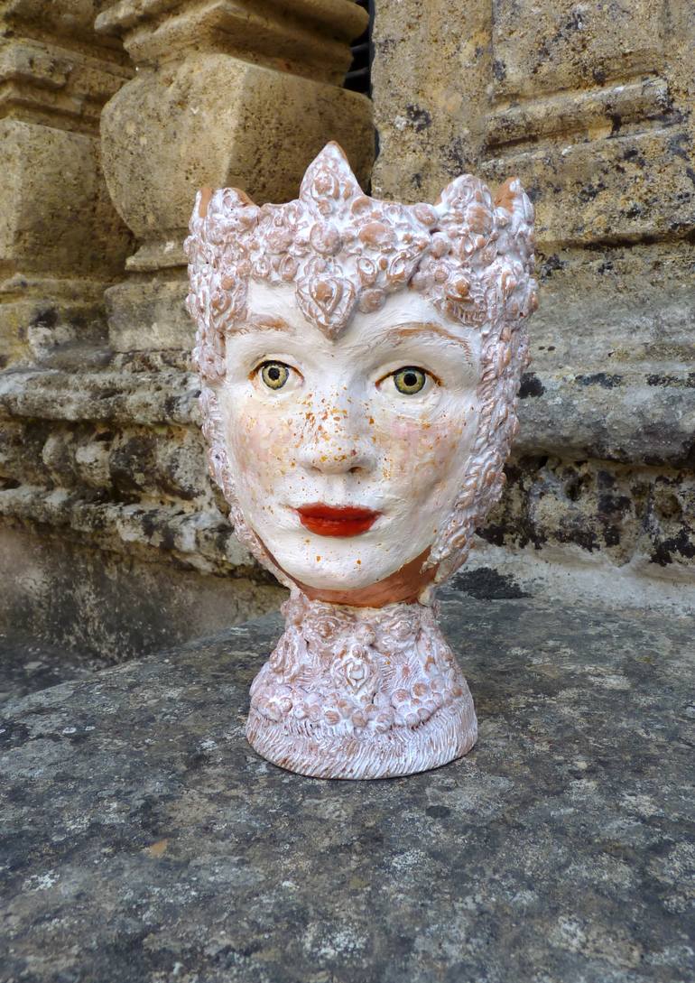 Original Figurative People Sculpture by Kristine Kvitka