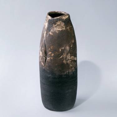 Handmade vintage style ceramic vase thumb
