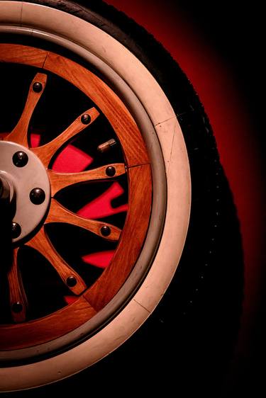 Original Classicism Car Photography by Rafael Benetti Cerezer