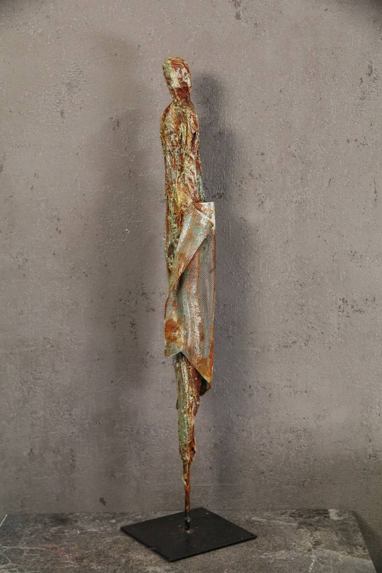 Original Body Sculpture by Christa Riemann