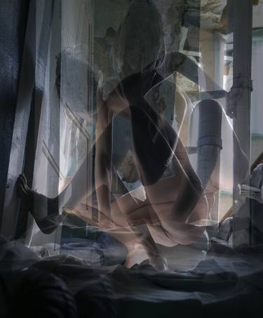 Original Figurative Women Photography by Leni Smoragdova