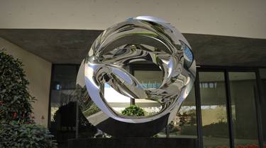 Original Abstract Sculpture by Daniel Kei Wo