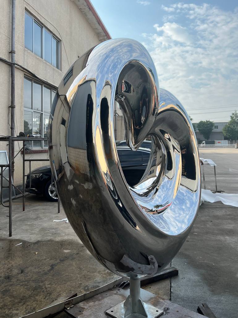 Original Geometric Abstract Sculpture by Daniel Kei Wo