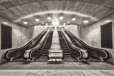 Original Contemporary Cities Photography by Peter Mendelson